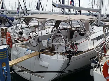 Sun Odyssey 439 - External image