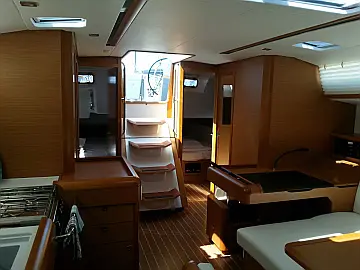 Sun Odyssey 509 Owner - Inside