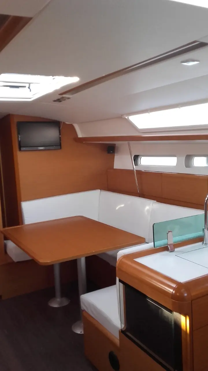 Sun Odyssey 449 - 