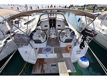 Sun Odyssey 349 - External image