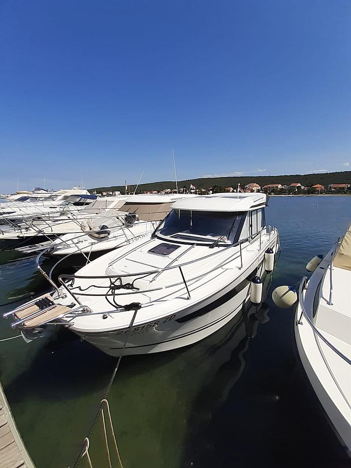 Merry Fisher 895 - 