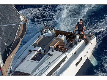 Sun Odyssey 410 - External image