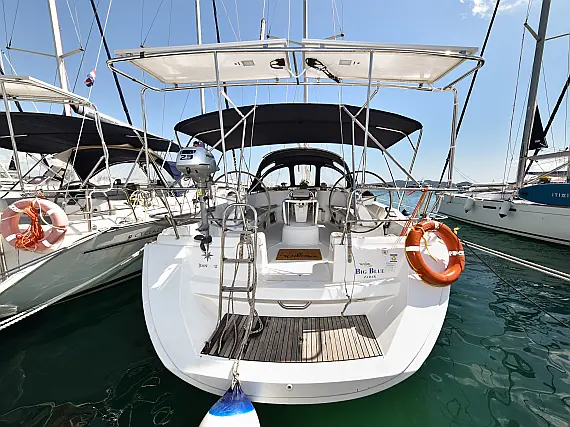 Sun Odyssey 45