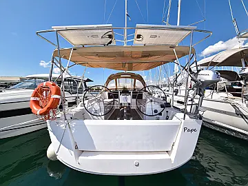 Dufour 350 GL - External image
