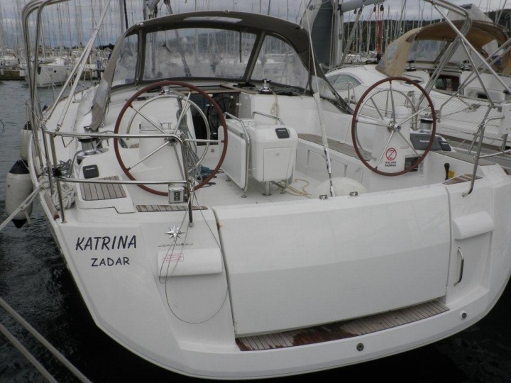 Sun Odyssey 509 - External image