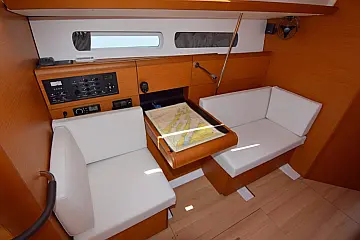 Sun Odyssey 449 - 
