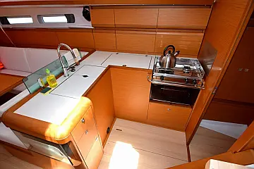 Sun Odyssey 449 - 