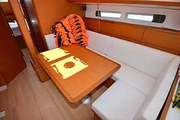 Sun Odyssey 449 - 
