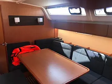 Bavaria Cruiser 51 - 
