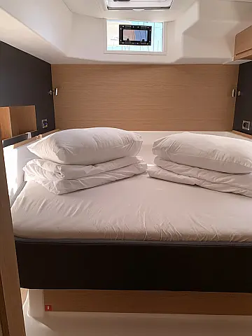 Dufour Catamaran 48 - 