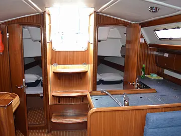 Bavaria 36 - Internal image